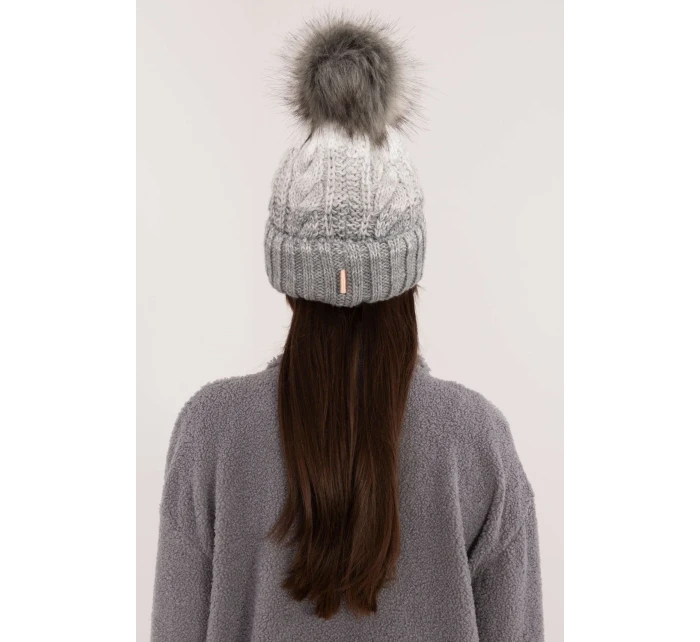 Cap model 201414 Rue Paris