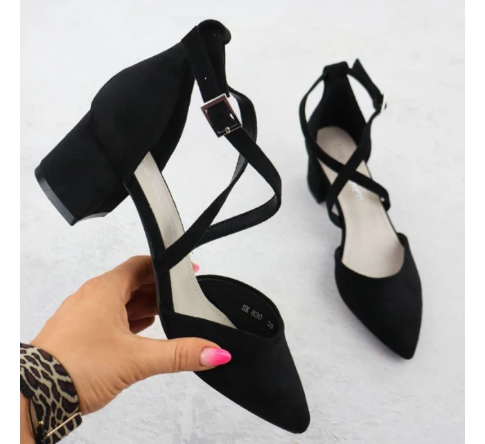 Dámské černé sandály na jehlovém podpatku Sergio model 21905051 - LEONE