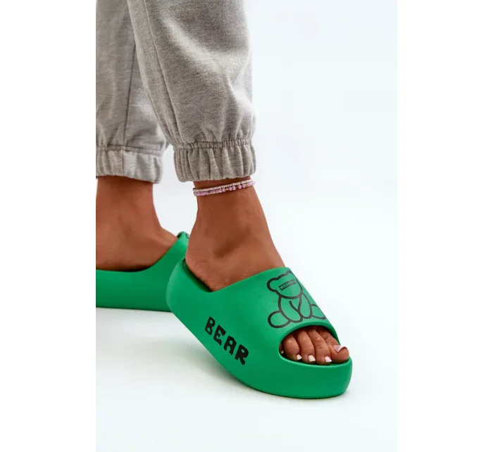 Dámske penové papuče na pevnej podrážke s medvedíkom, zelené Lamira