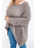 Dámský svetr oversized s výstřihem do V a delším zadním dílem model 22293712 fango - K-Fashion Dámský svetr oversized s výstřihem do V a delším zadním dílem model 22293712 fango - K-Fashion