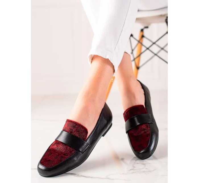 Designové  polobotky černé dámské na plochém podpatku