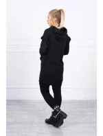 Šaty s ozdobnými volánikmi a kapucňou čiernej farby Šaty s ozdobnými volánikmi a kapucňou čiernej farby