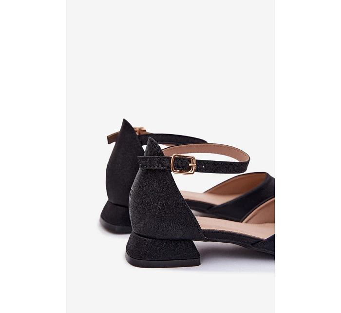 Dětské lesklé sandály na nízkém podpatku Černé Nelly