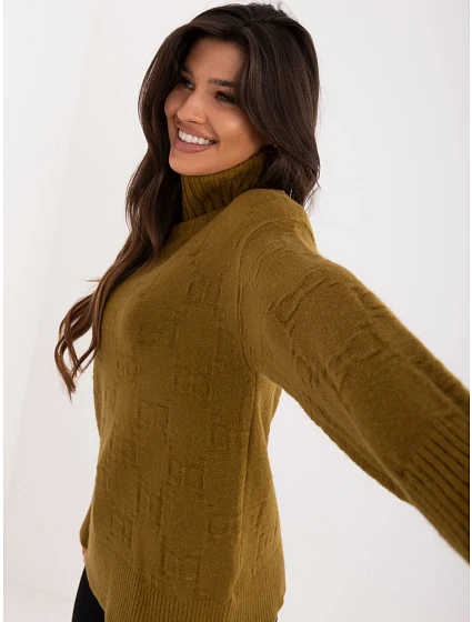 Sweter AT SW oliwkowy model 20459127 - FPrice Sweter AT SW oliwkowy model 20459127 - FPrice