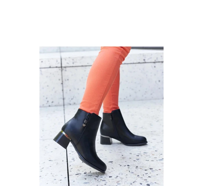 Topánky na podpätku model 206548 Solea