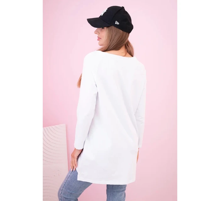 Dámska blúzka s vreckami a ozdobnou potlačou biela Dámska blúzka s vreckami a ozdobnou potlačou biela