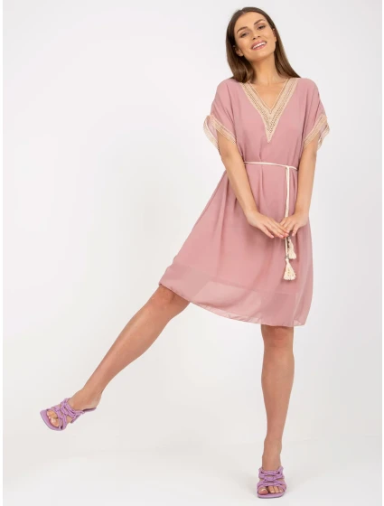 Šaty DHJ SK model 17436885 světle růžová - FPrice Šaty DHJ SK model 17436885 světle růžová - FPrice