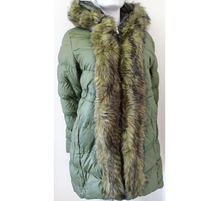 Dámska zimná bunda s kožušinou W749 zelená - Goodlooking