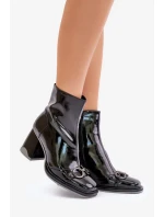 Lakované členkové topánky na podpätku s ozdobou D&A čierne Lakované členkové topánky na podpätku s ozdobou D&A čierne