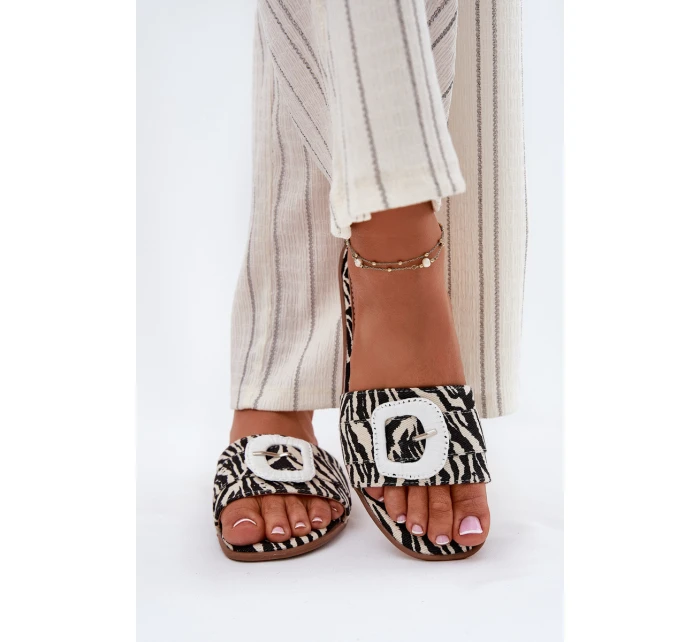 Ploché Dámské Pantofle S Přezkou Zebra model 21696485 - Boto