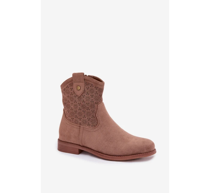 Dámské kotníkové boty na nízkém podpatku s krajkovým vzorem model 22007421 Hnědé - S.Barski