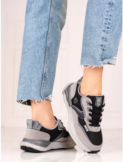 Pohodlné dámské tenisky šedo-stříbrné bez podpatku Pohodlné dámské tenisky šedo-stříbrné bez podpatku