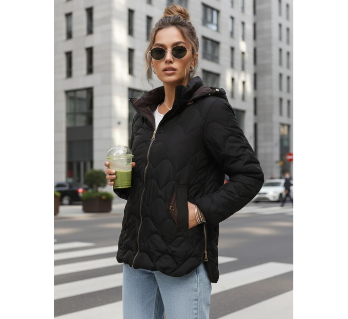 Dámska prechodná prešívaná bunda s odnímateľnou kapucňou čierna TY5625