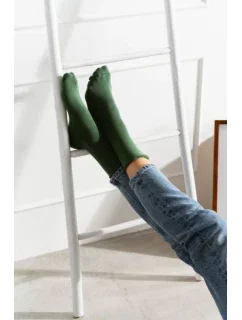 Ohrnuté dámske ponožky 110