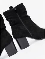 Trendy černé  kotníčkové boty dámské na širokém podpatku