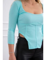 Blúzka s rebrovaným výstrihom v mätovej farbe