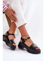 Dámské kožené sandály se zlatým detailem model 21695066 Černé - VINCEZA