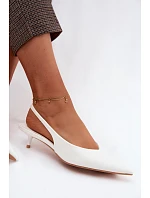 Lakované dámské sandály z umělé kůže na podpatku Bílé Averelle