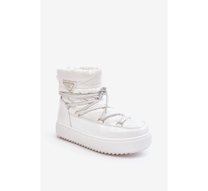 Dámské sněhule na platformě s vázáním bílé model 21641618 - Boto Dámské sněhule na platformě s vázáním bílé model 21641618 - Boto