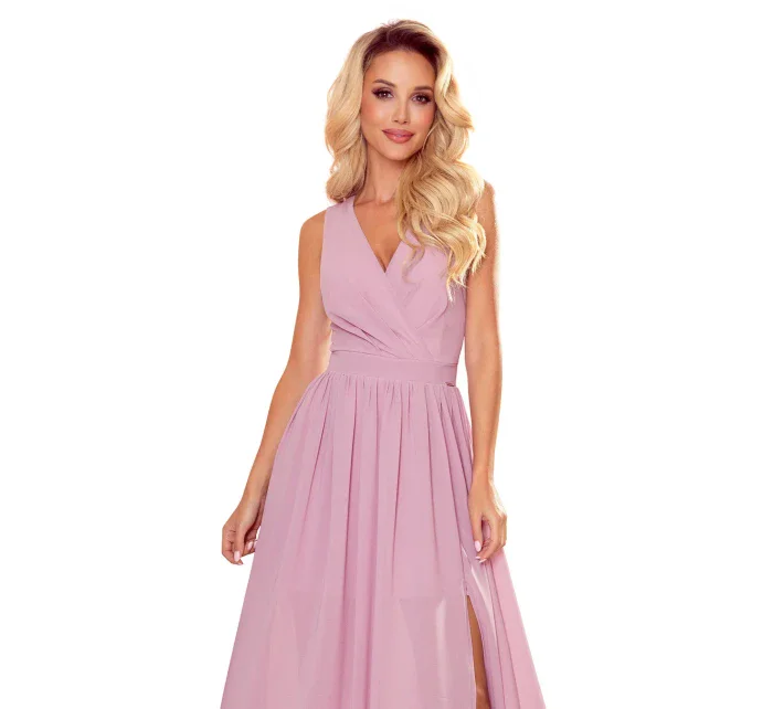 JUSTINE - Dlhé dámske šaty v púdrovo ružovej farbe s výstrihom a zaväzovaním 362-3