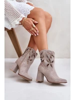 Semišové Botky Na Podpatku Lewski model 21672767 - Boto Semišové Botky Na Podpatku Lewski model 21672767 - Boto