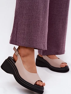 Kožené sandály na platformě Vinceza Béžové