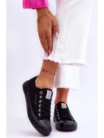 Klasické dámské tenisky model 21613023 Černe - Cross Jeans