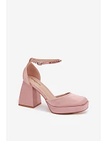Sandále na podpätku model 226915 Vykročte štýlovo