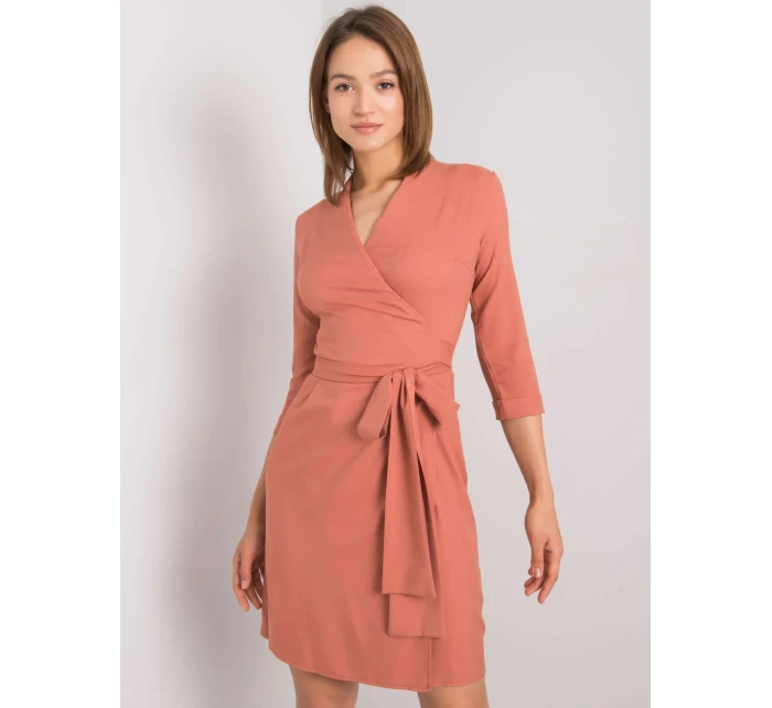 Šaty LK SK model 15410846 tmavě oranžová - FPrice Šaty LK SK model 15410846 tmavě oranžová - FPrice