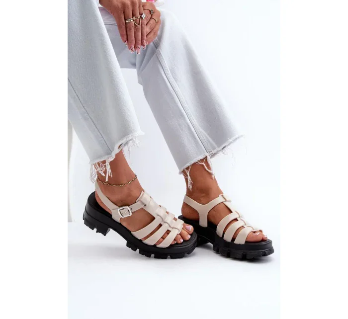 Sandále model 198044 Krok vo veľkom štýle