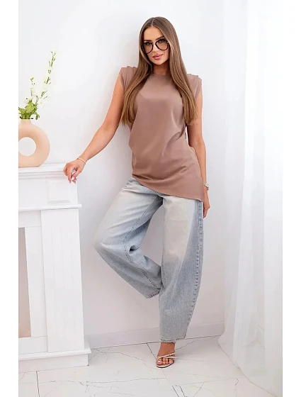 Elegantní dámská halenka s volánky a asymetrickým střihem velbloud