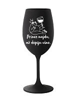 Nájdem princa, keď vypijem víno - čierny pohár na víno 350 ml