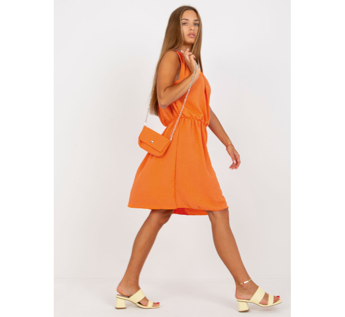 Oranžové šaty jednej veľkosti s gumičkou vo výstrihu