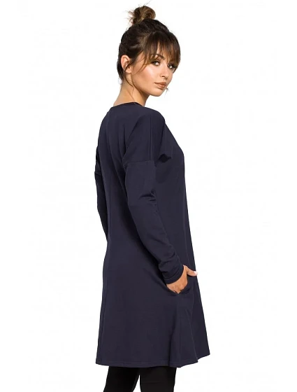 model 18001665 Tunika s předním rozparkem tmavě modrá - BeWear model 18001665 Tunika s předním rozparkem tmavě modrá - BeWear