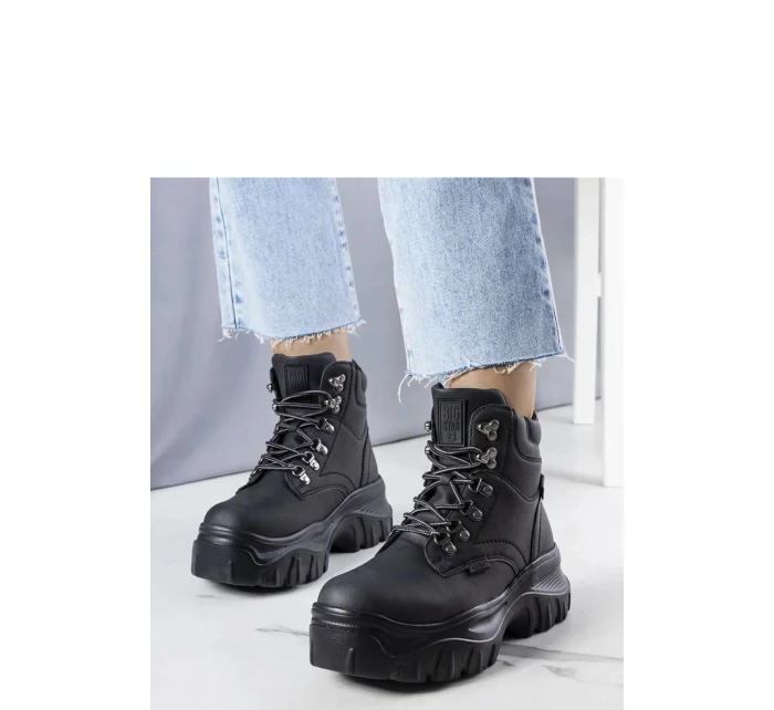 Snehule model 205134 Solea