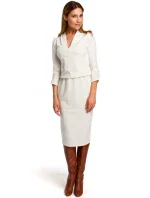 model 15101446 Pletené šaty s výstřihem do V cappuccino - STYLOVE model 15101446 Pletené šaty s výstřihem do V cappuccino - STYLOVE