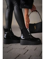 dámské kotníkové boty na platformě a černé model 21667292 - Boto