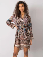 Šaty DHJ SK 5766 1.32X čierna a béžová Šaty DHJ SK 5766 1.32X čierna a béžová