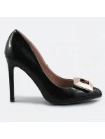 Černé lakované lodičky s ozdobnou přezkou model 17349548 - SWEET SHOES