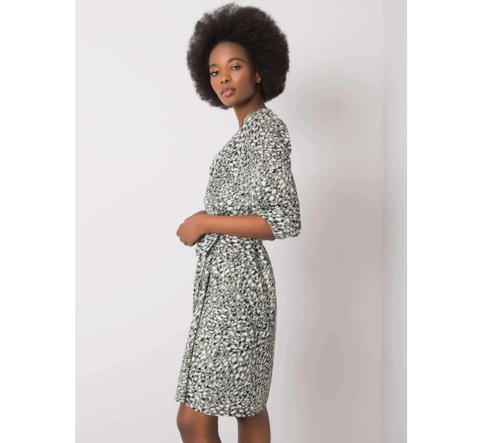 Dámské šaty LK SK model 21210028 Khaki zelená Lakerta - FPrice Dámské šaty LK SK model 21210028 Khaki zelená Lakerta - FPrice