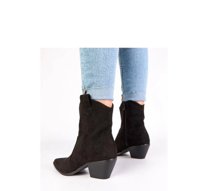 Topánky na podpätku model 222050 Solea Topánky na podpätku model 222050 Solea