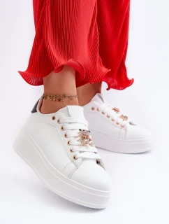 Dámské boty na platformě s ozdobami bílé model 21659159 - Boto