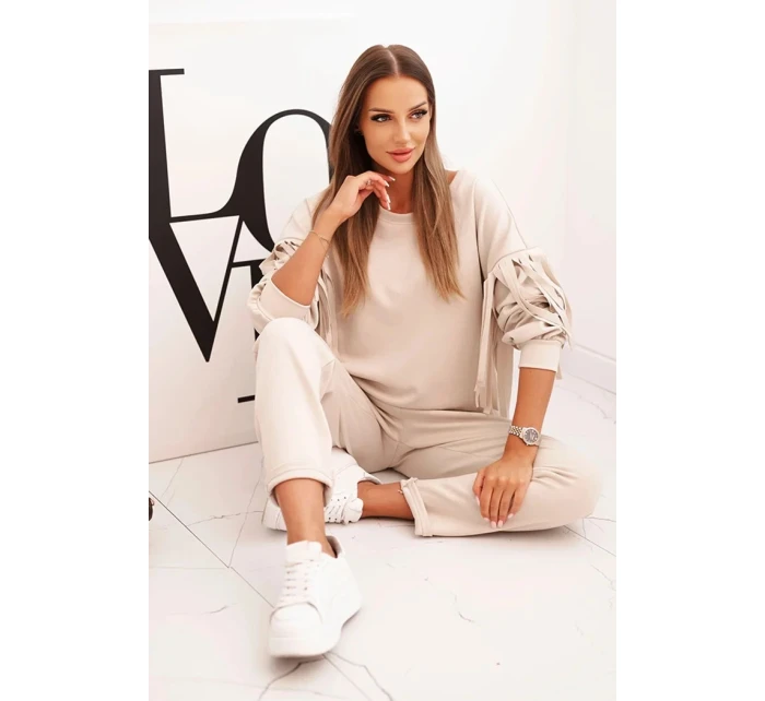 Dámská souprava máslová s třásněmi na rukávech béžová