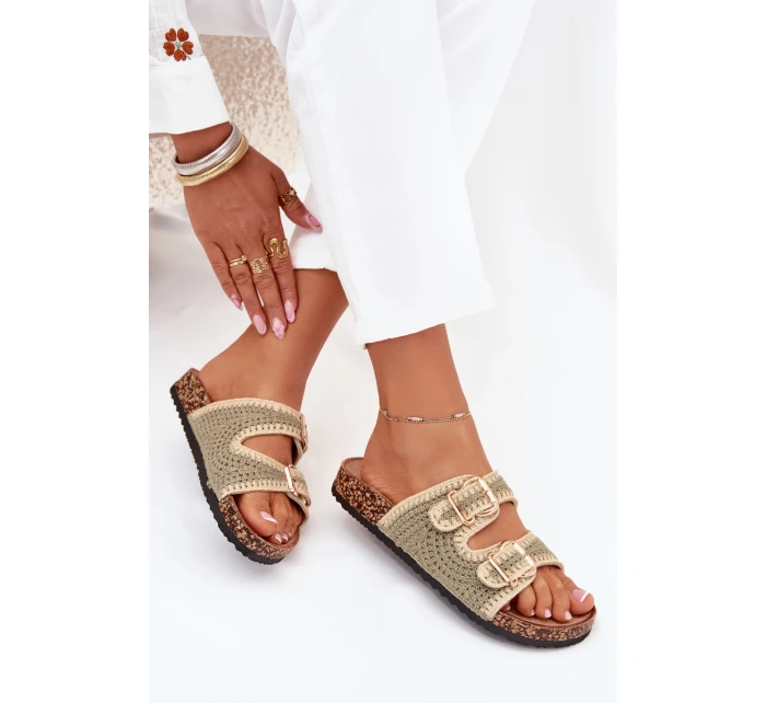 Dámske háčkované papuče so zlatými prackami - zelené Fenira Dámske háčkované papuče so zlatými prackami - zelené Fenira