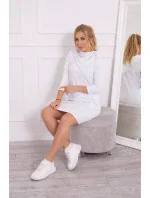 Šaty s kapucňou a vreckami biele Šaty s kapucňou a vreckami biele