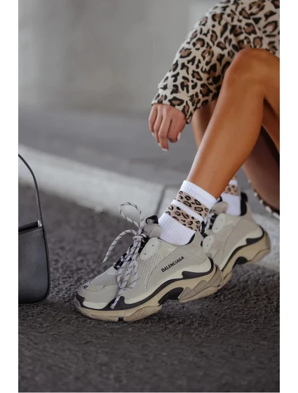 Dámske ponožky s dvoma bodkovanými pruhmi - biele Dámske ponožky s dvoma bodkovanými pruhmi - biele