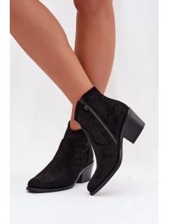 Topánky na podpätku model 224621 Krok vo veľkom štýle