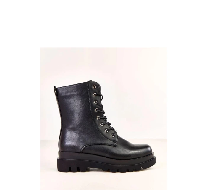 Šnurovací vyšší model 219957 Solea Šnurovací vyšší model 219957 Solea