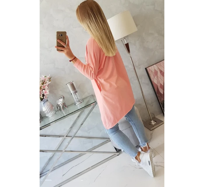 Oversize blúzka s dúhovou potlačou pier v marhuľovej farbe