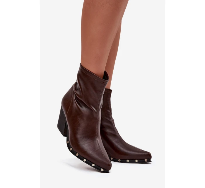 Dámské boty z eko kůže na sloupku hnědé model 21709985 - Boto Dámské boty z eko kůže na sloupku hnědé model 21709985 - Boto